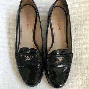 PRADA Triangle Loafers 40/10 Black Patent